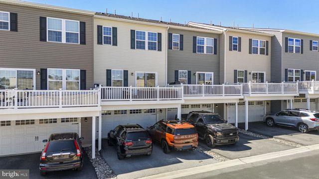 20 SHERMAN ALY, West Chester, PA 19382
