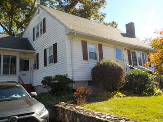 25 Valleyview, Bellingham, MA 02019