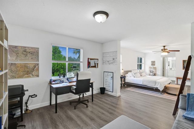 736 Tulip Cir, Weston, FL 33327