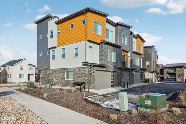 6805 N Silver Creek Drive, Park City, UT 84098