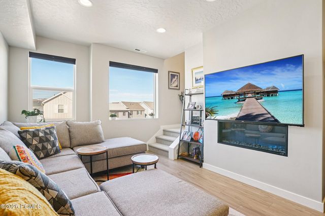 6805 N Silver Creek Drive, Park City, UT 84098