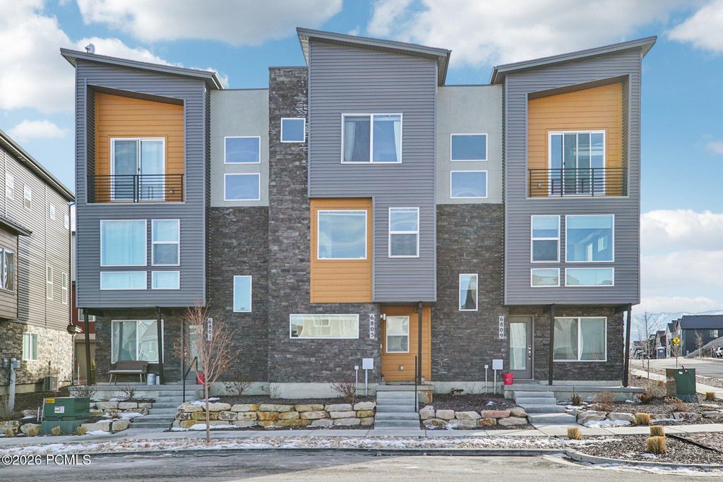 6805 N Silver Creek Drive, Park City, UT 84098