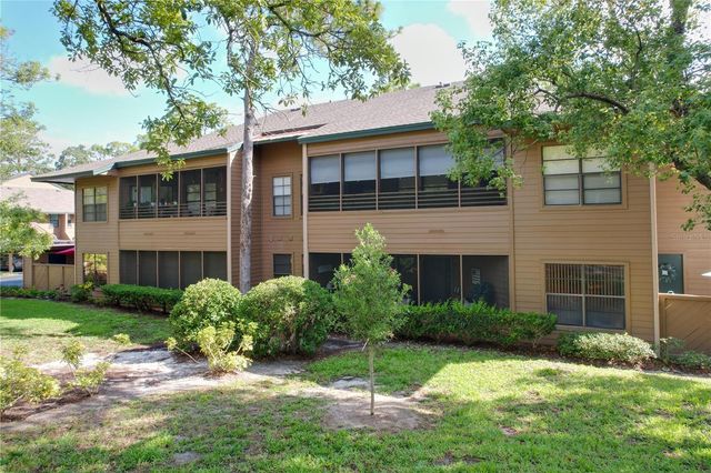 1006 LENNOX ROAD W 1006, Palm Harbor, FL 34683