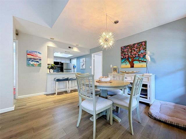 1006 LENNOX ROAD W 1006, Palm Harbor, FL 34683