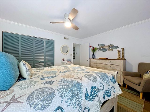 1006 LENNOX ROAD W 1006, Palm Harbor, FL 34683
