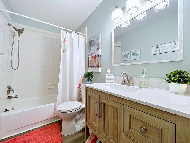 1006 LENNOX ROAD W 1006, Palm Harbor, FL 34683