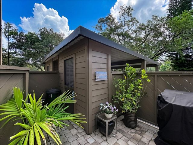 1006 LENNOX ROAD W 1006, Palm Harbor, FL 34683