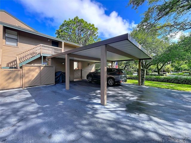 1006 LENNOX ROAD W 1006, Palm Harbor, FL 34683