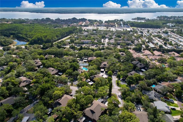 1006 LENNOX ROAD W 1006, Palm Harbor, FL 34683