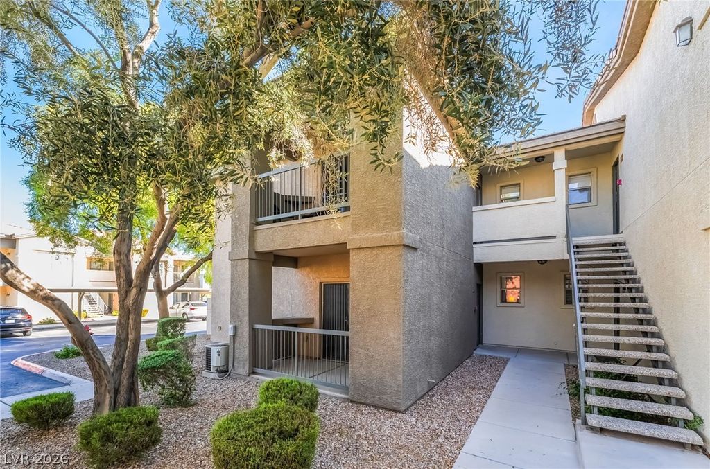 8000 Badura Avenue 1057, Las Vegas, NV 89113 — photo 2