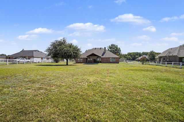 4056 Running Brook Drive, Joshua, TX 76058