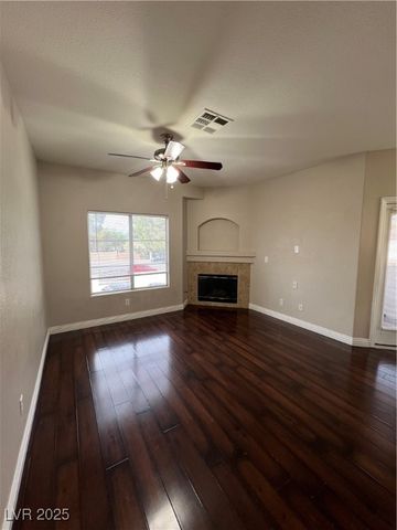 2975 Bluegrass Lane 424, Henderson, NV 89074