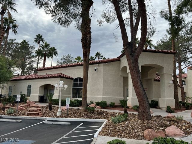 2975 Bluegrass Lane 424, Henderson, NV 89074