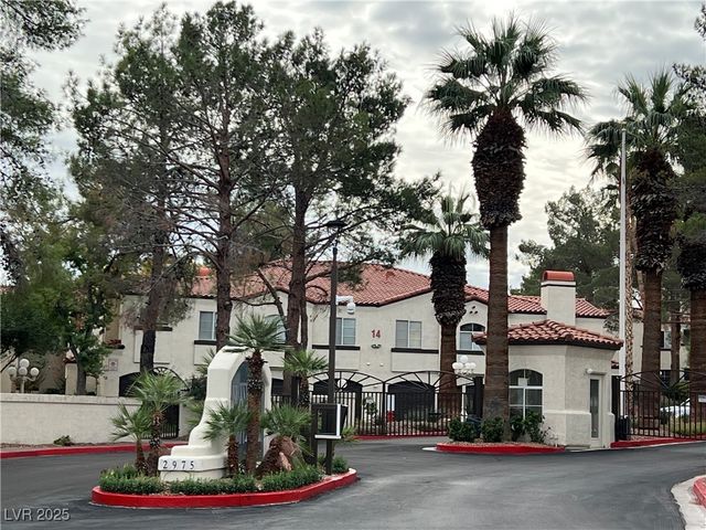 2975 Bluegrass Lane 424, Henderson, NV 89074