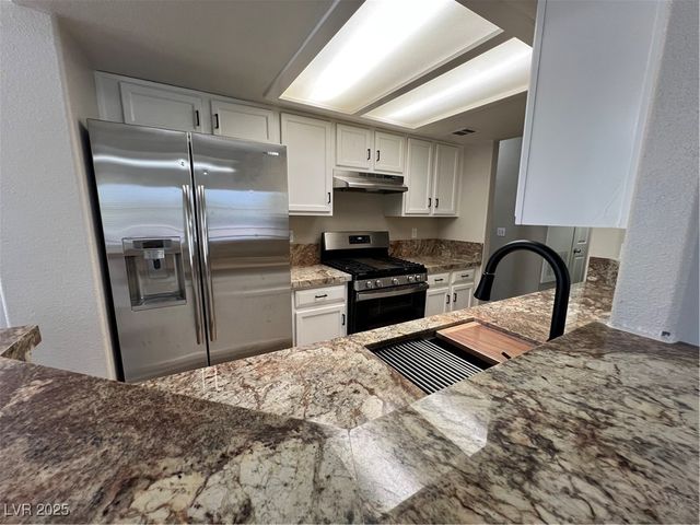 2975 Bluegrass Lane 424, Henderson, NV 89074