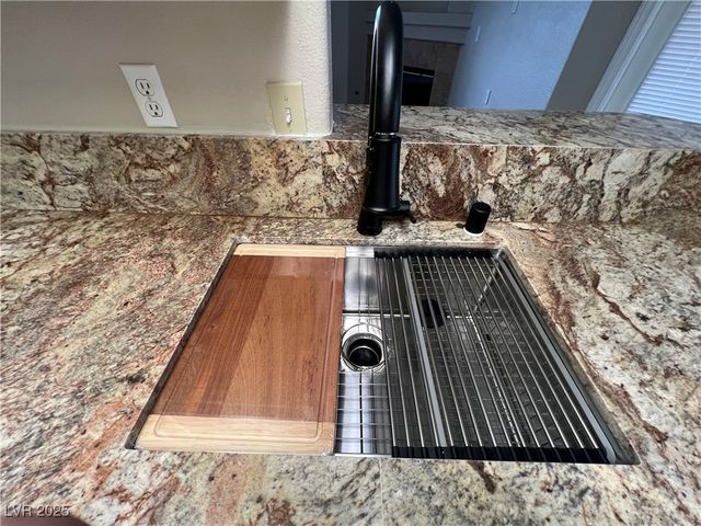 2975 Bluegrass Lane 424, Henderson, NV 89074