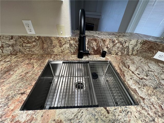 2975 Bluegrass Lane 424, Henderson, NV 89074