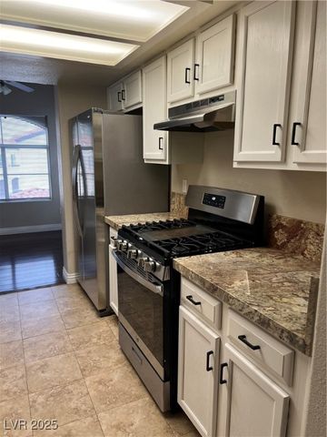 2975 Bluegrass Lane 424, Henderson, NV 89074