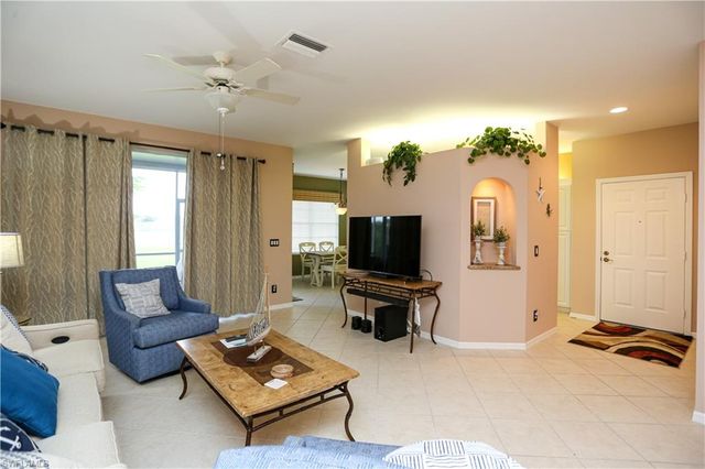 5885 Three Iron DR 1102, Naples, FL 34110