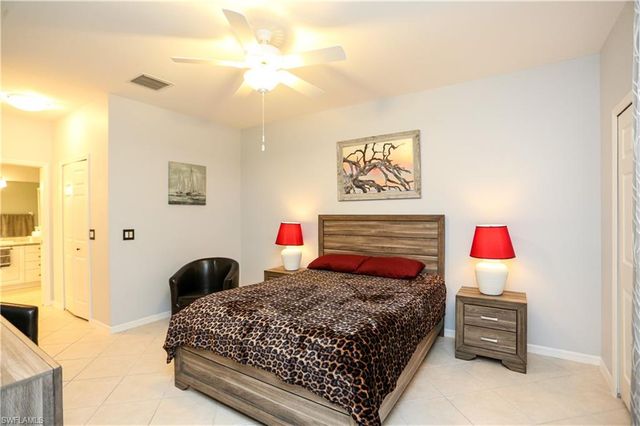5885 Three Iron DR 1102, Naples, FL 34110