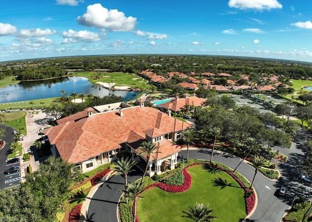 5885 Three Iron DR 1102, Naples, FL 34110