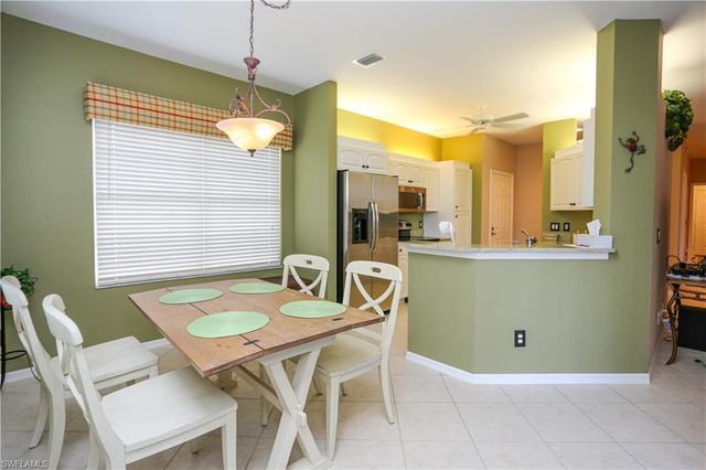 5885 Three Iron DR 1102, Naples, FL 34110