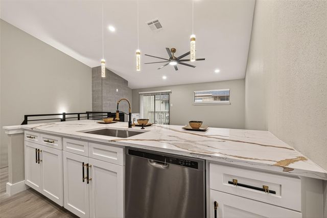 6750 Sands Point Drive, Houston, TX 77074