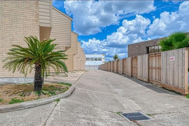 6750 Sands Point Drive, Houston, TX 77074