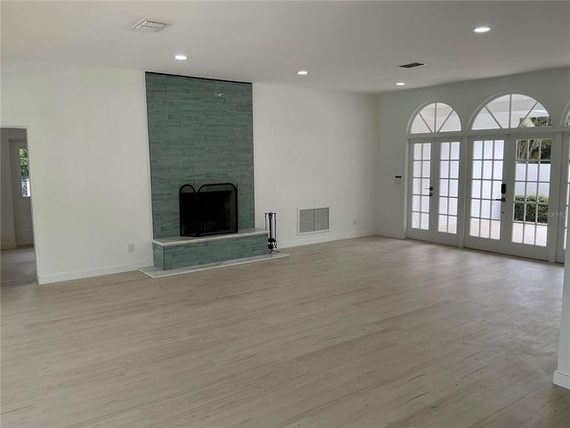 502 MAGELLAN DRIVE, Sarasota, FL 34243