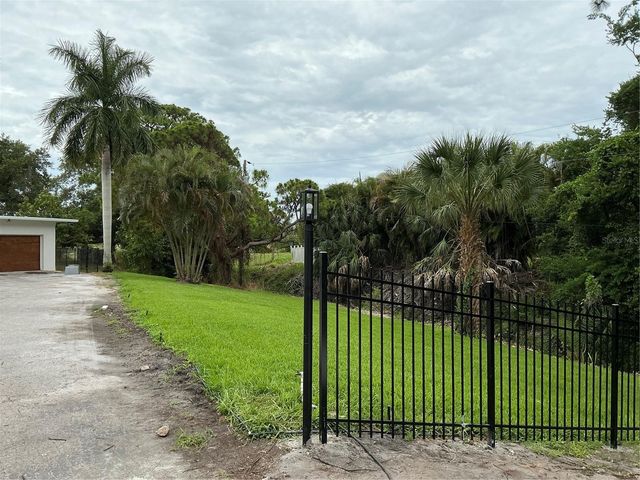 502 MAGELLAN DRIVE, Sarasota, FL 34243