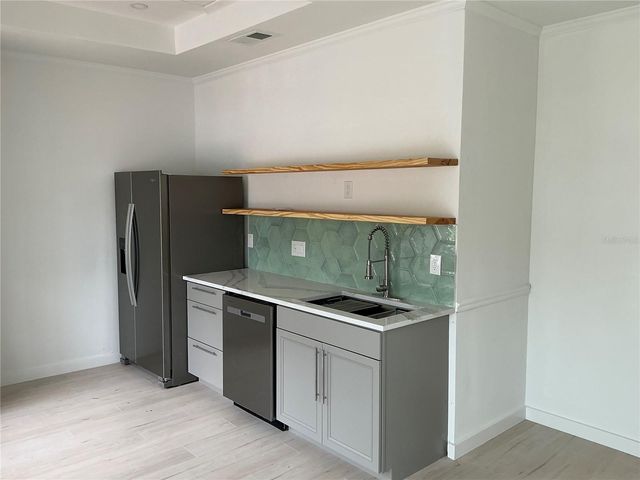 502 MAGELLAN DRIVE, Sarasota, FL 34243