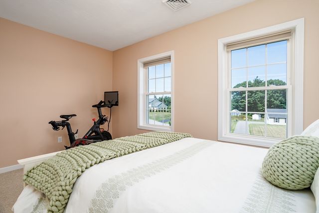 59 Victoria Lane, Templeton, MA 01468