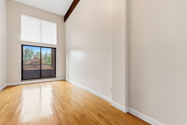96 Old Colony Ave 234, Taunton, MA 02718