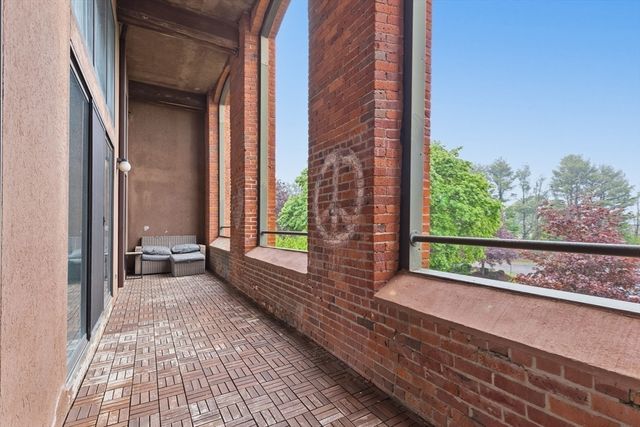 96 Old Colony Ave 234, Taunton, MA 02718