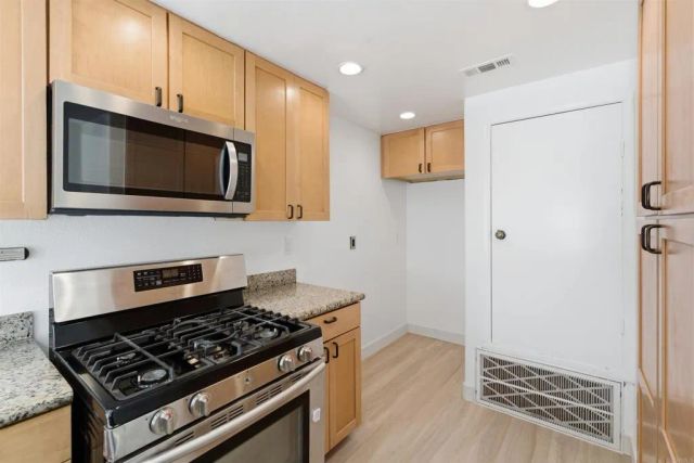 1540 Granite Hills Dr C, El Cajon, CA 92019