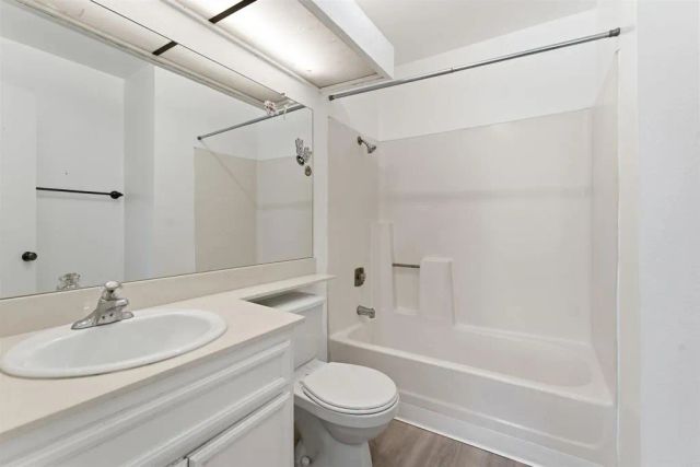 1540 Granite Hills Dr C, El Cajon, CA 92019