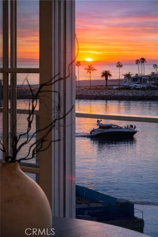 2727 Ocean Boulevard, Corona Del Mar (newport Beach), CA 92625