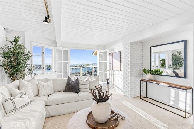 2727 Ocean Boulevard, Corona Del Mar (newport Beach), CA 92625