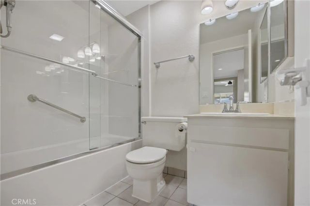 22810 Rio Chico Drive, Valencia, CA 91354