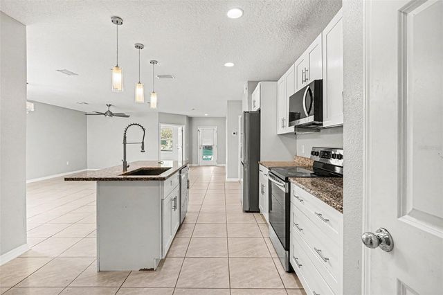 4957 CASTLE STREET E, Kissimmee, FL 34758