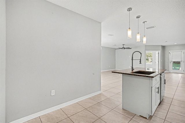 4957 CASTLE STREET E, Kissimmee, FL 34758
