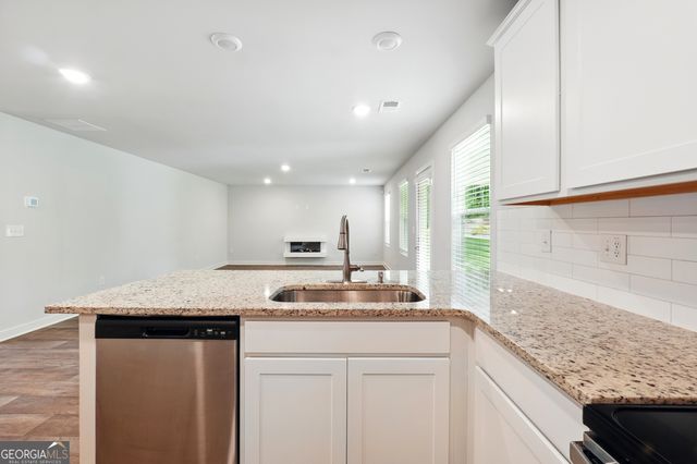 768 Great Oak Place 26, Villa Rica, GA 30180