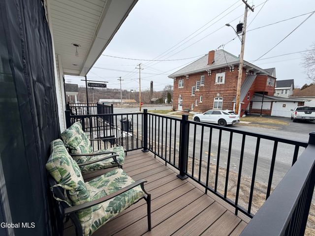 15 Henrietta Street, Amsterdam, NY 12010