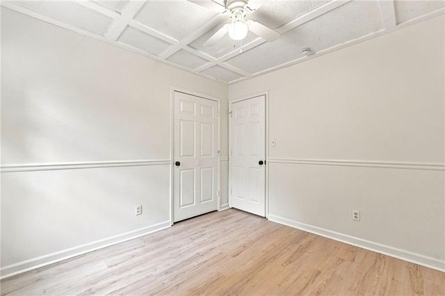 333 Farm Place Court NE, Woodstock, GA 30188