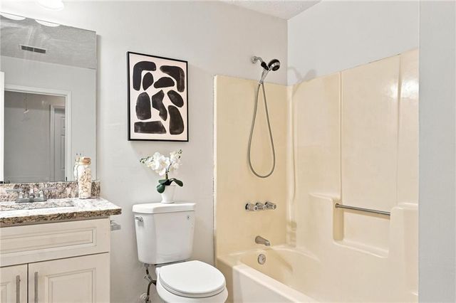 333 Farm Place Court NE, Woodstock, GA 30188