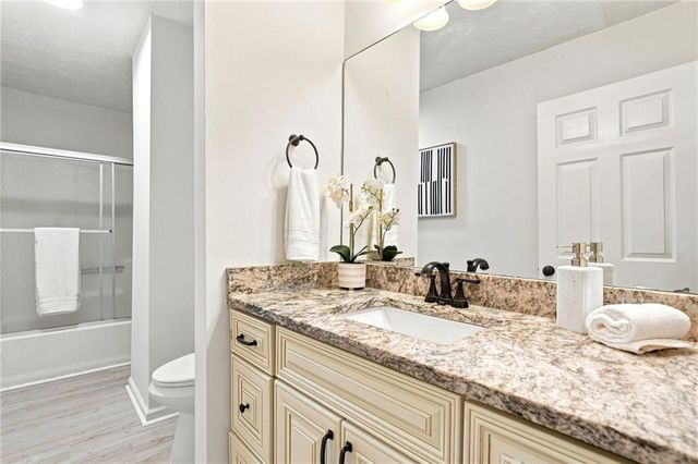 333 Farm Place Court NE, Woodstock, GA 30188