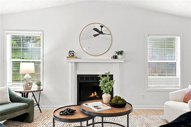 333 Farm Place Court NE, Woodstock, GA 30188
