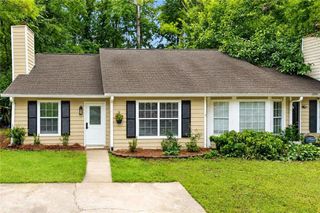 333 Farm Place Court NE, Woodstock, GA 30188