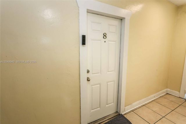 1563 SW 2nd St, Miami, FL 33135