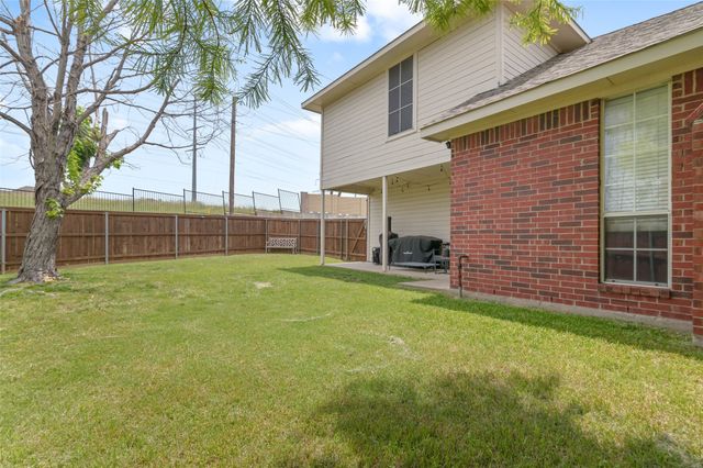 4100 Creekhollow Drive, Carrollton, TX 75010